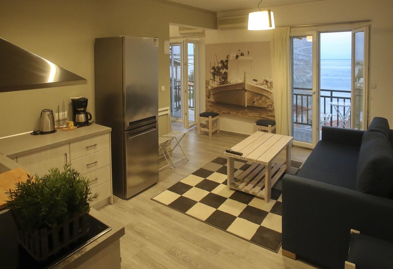 Aparthotel Sappho Plomari Exteriér fotografie